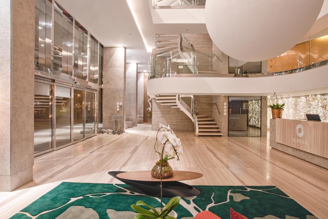Suryaa Hotel Pinhais, Curio Collection By Hilton Bagian luar foto